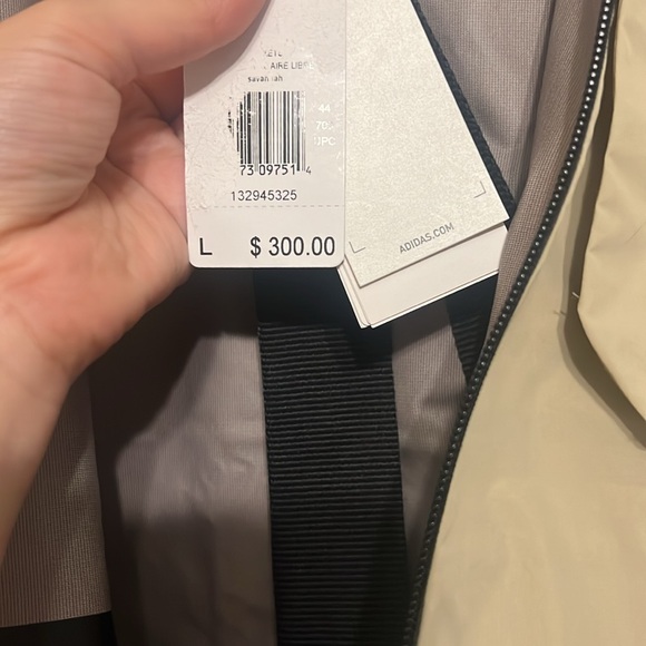 NEW Adidas RAIN RDY JACKET - Picture 4 of 11